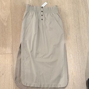 NWT Anthropologie Khaki Maxi Skirt With Side slits elastic waist band size M